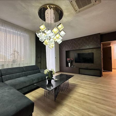 Apartman Matko Levice Εξωτερικό φωτογραφία