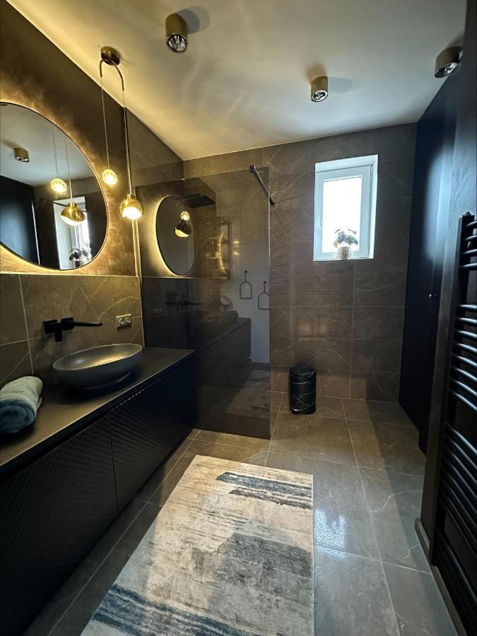 Apartman Matko Levice Εξωτερικό φωτογραφία